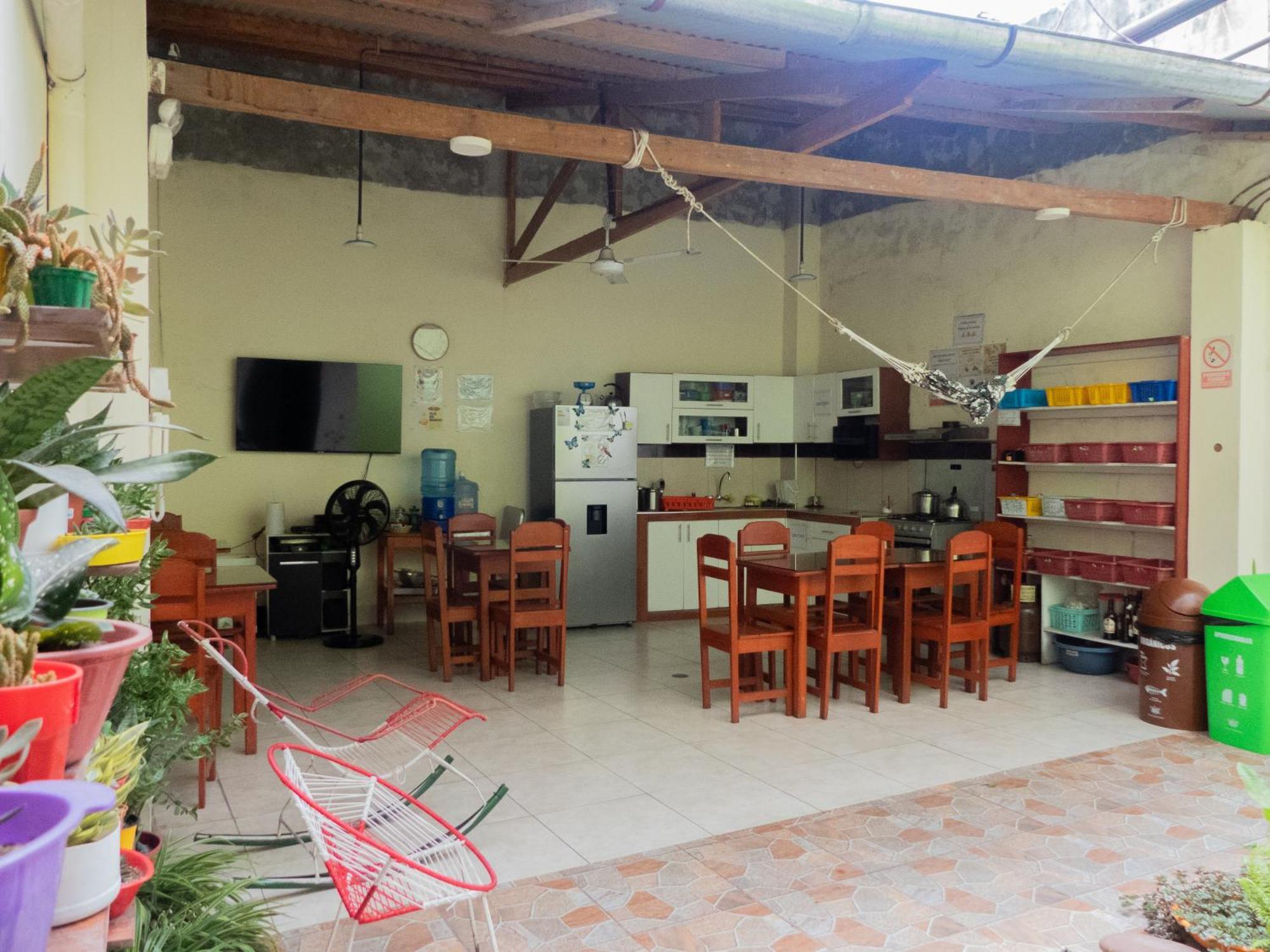 Moicca Youth Hostel Ικίτος Εξωτερικό φωτογραφία